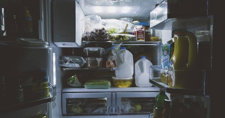 Түн ортасында тамақ ішпек болған ер адамның ажалы тоңазытқыштан келді