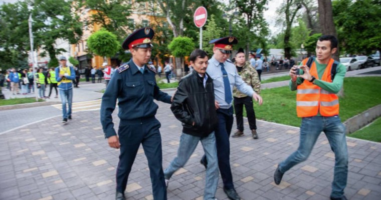 4 мыңға жуық адам ұсталды