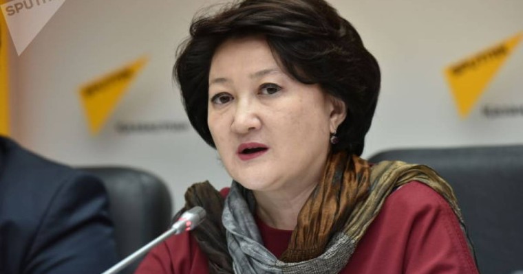 мәдениет министрі, отбасы, білімі, қызметі