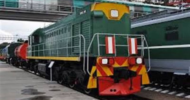 Алматыда тепловоз адамды басып кетті