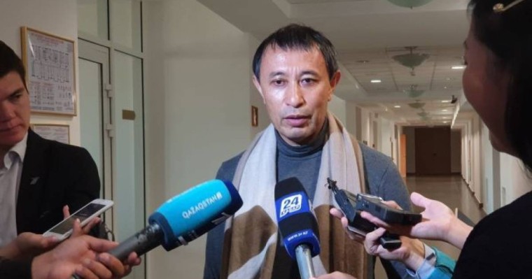 Ермек Тұрсынов Голливуд жұлдызы келетінін айтты