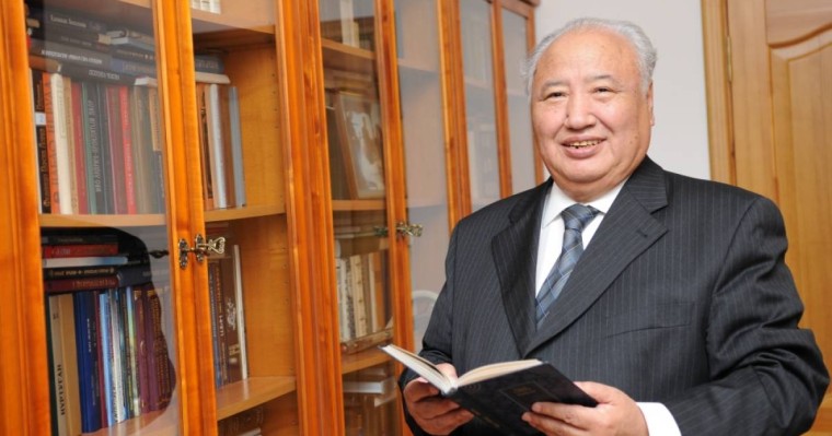 Өлең: Әбіш Кекілбайұлы (О табиғат өкпелімін өзіңе)