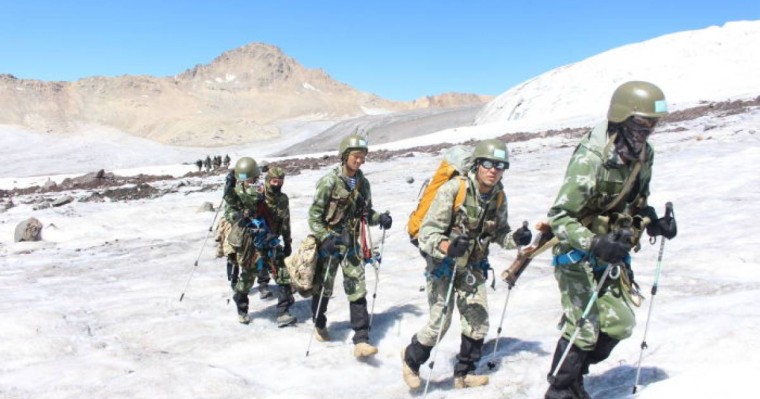 қазақстандық әскерилер құтқару операциясын бастады