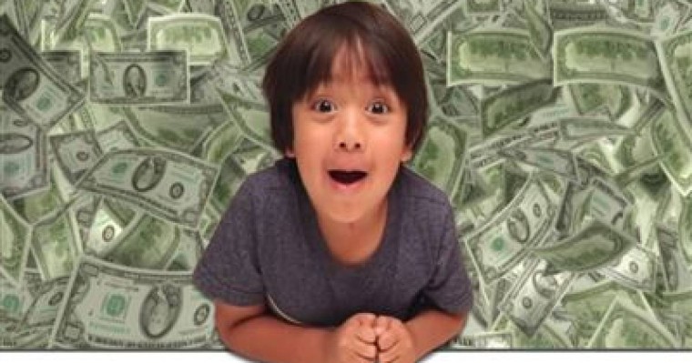 7 жасар бала әлемдегі ең бай блогер атанды
