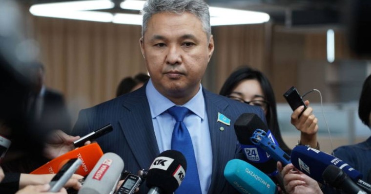 Перуашев партия жетекшілерінің Тоқаевқа қандай өтініш білдіргенін айтты