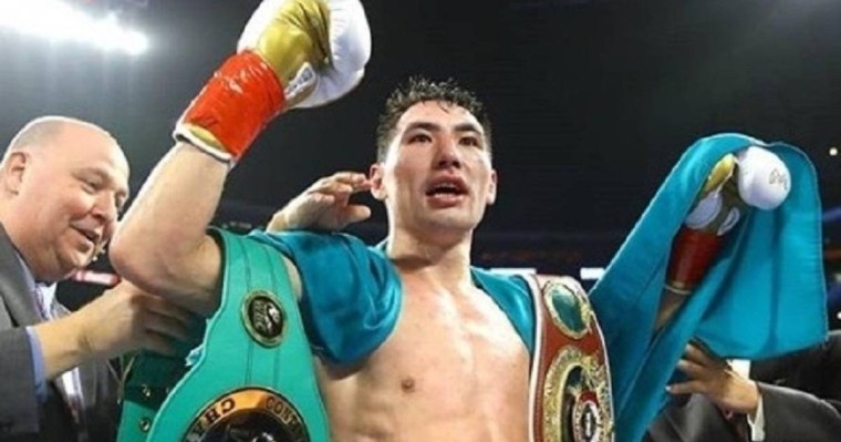 职业拳击：阿里木汗吾勒击倒对手成功卫冕洲际金腰带