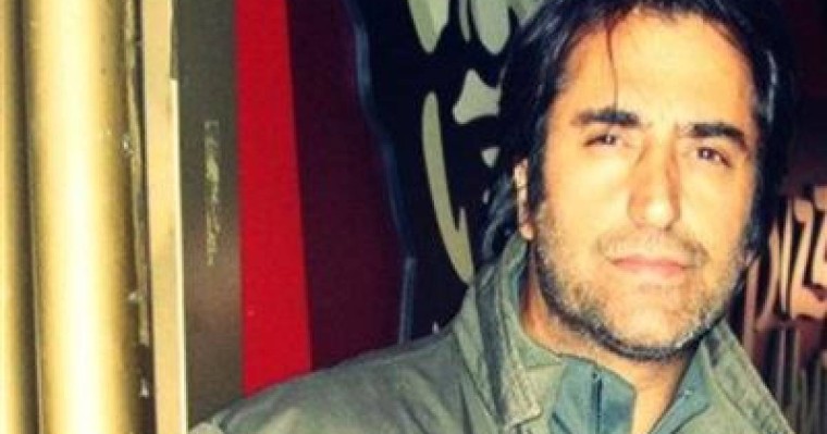 Мигранттар танымал әншінің үйін тонап кетті