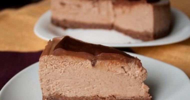 Шоколад қосылған чизкейк |