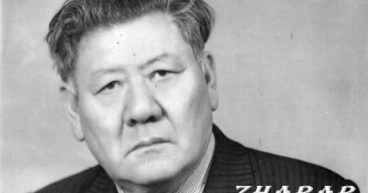Қазақша өлең: Сырбай Мәуленов (Қасиеті халықтың) » ZHARAR