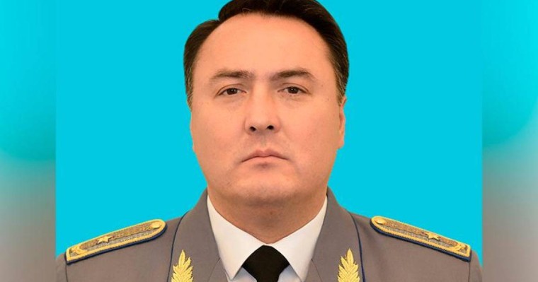 纳扎尔巴耶夫任命首任总统警卫局局长