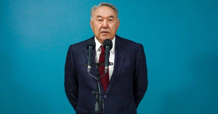 Назарбаев еліне жаны ашитын қазақстандықтарға үндеу жасады