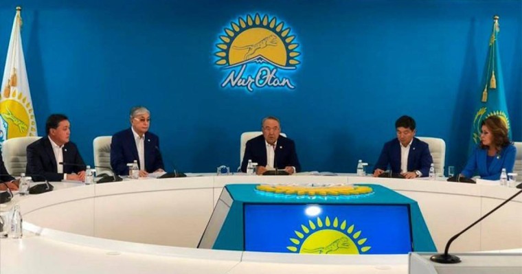 “祖国之光”党政治委员会会议在首都举行