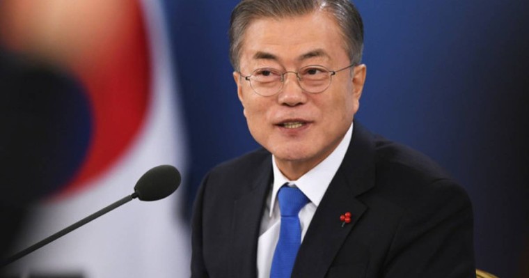 韩国总统文在寅邀请托卡耶夫总统访问首尔