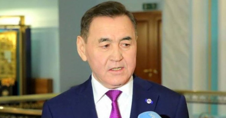 Махмұд Қасымбеков - Тұңғыш Президент – Елбасы Кеңсесінің басшысы болды