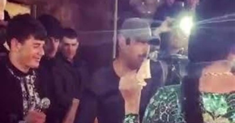 Ер азамат биші қызға ақша бергені үшін айыппұл төледі