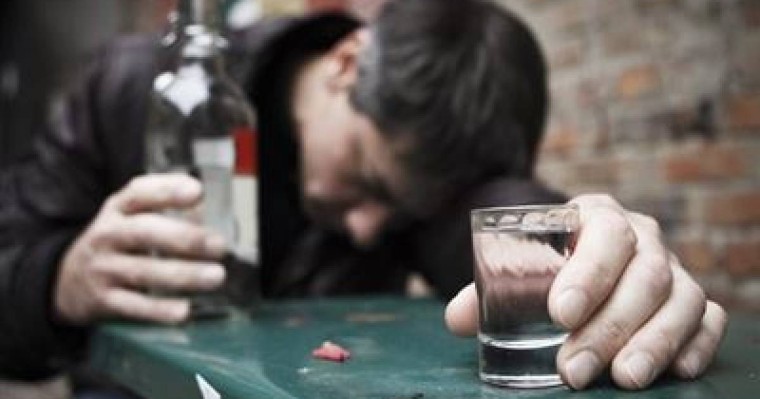 Шымкентте бөтелкелесінің жыныстық мүшесін жұлып алмақ боп, ұрып өлтірген