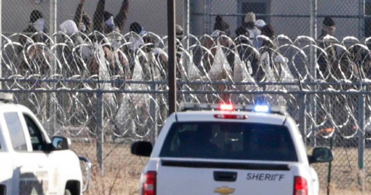 美国监狱斗殴致60人受伤