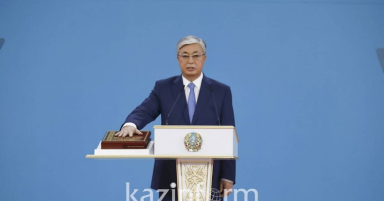 托卡耶夫宣誓就任哈萨克斯坦共和国总统