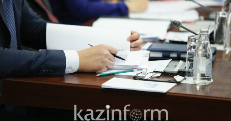 托卡耶夫：将设立总统人才储备支持青年人才