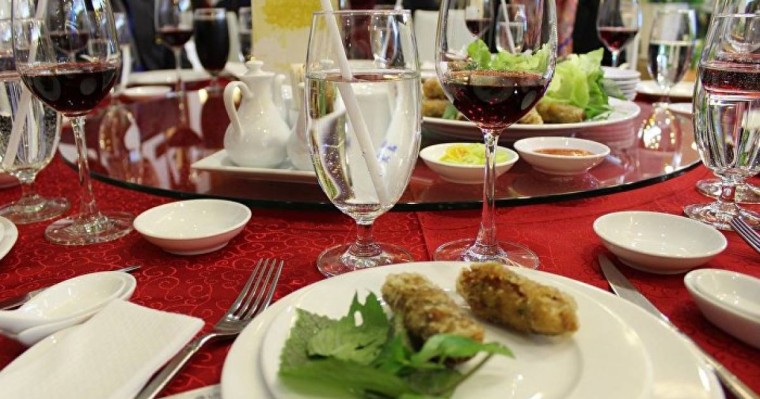 Бастықтарға дастарқан жаятындар жазаланады - жемқорлыққа қарсы қызмет