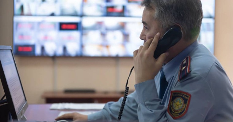 400-ден астам полицей дабылмен көтерілді