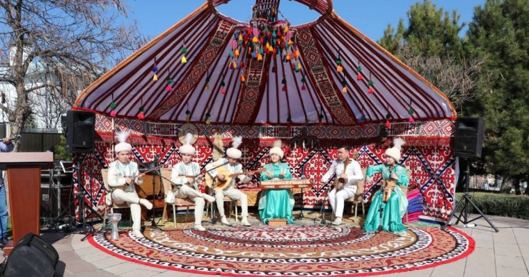 Наурыз мерекесі Түркияда тойланды (ФОТО)