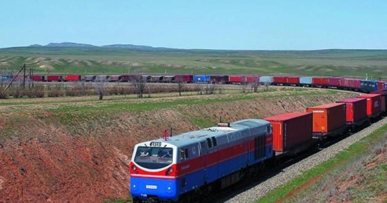 哈萨克斯坦过境集装箱运量增长38%