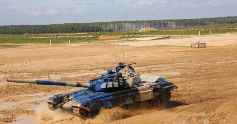 国际军事竞赛：哈萨克斯坦队成功晋级«坦克两项»半决赛