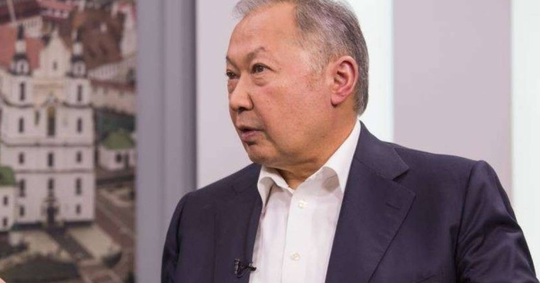 АҚШ Қырғызстанның экс-президенті Бакиев отбасы ұрлаған ақшаны еліне қайтарды