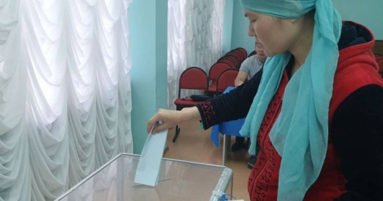 Есімін Сайлау деп қоймақ: елордада жүкті әйелдер қалай дауыс беріп жатыр