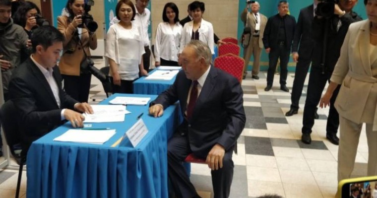 Президент сайлауы: Назарбаев өз таңдауын жасады