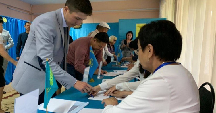 Алматылық бақылаушы сайлау учаскесінде заңбұзушылық болғанын айтты