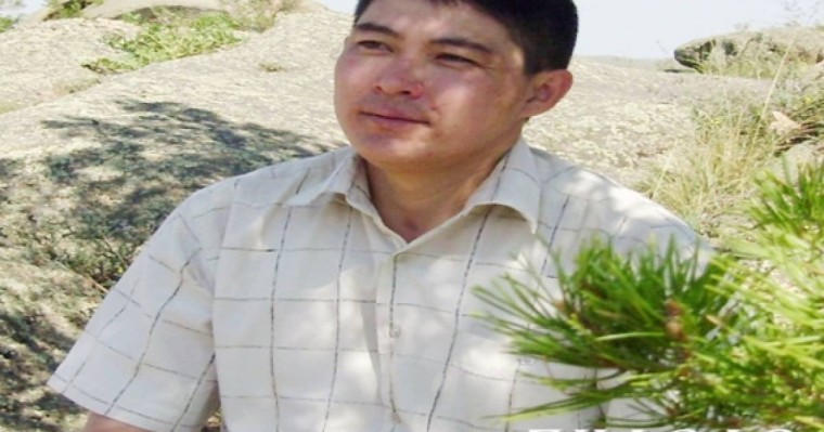 Қазақша өлең: Ерлан Ахмет (Көзіме бір көрінші) » ZHARAR