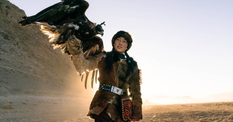 The New York Times. Бүркітші қазақ қызы