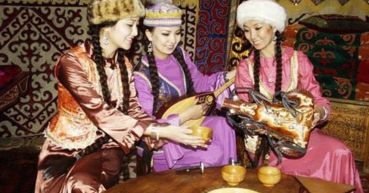 Ұмыт бола бастаған қазақ дәстүрлері