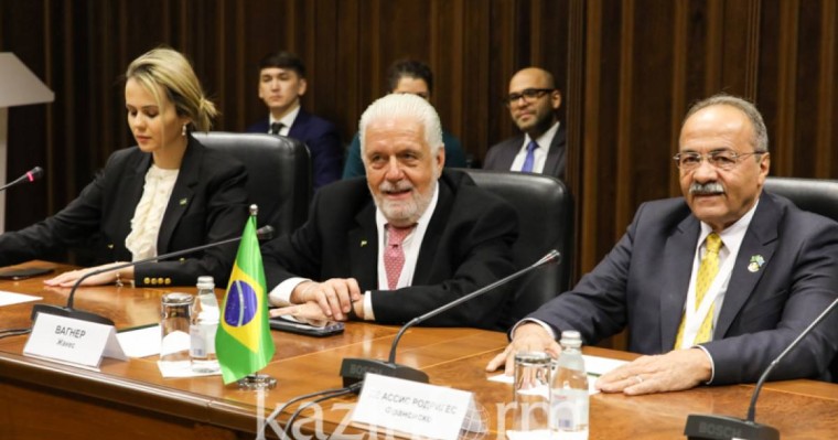 总统选举：巴西首次向哈萨克斯坦派出观察员