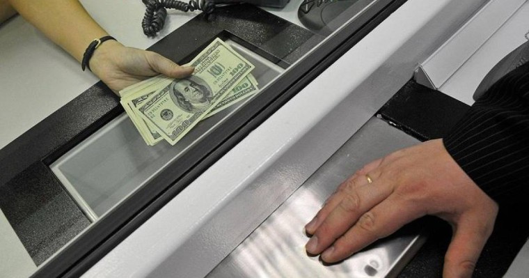 哈萨克斯坦办理外币兑换业务将需登记身份证明等信息