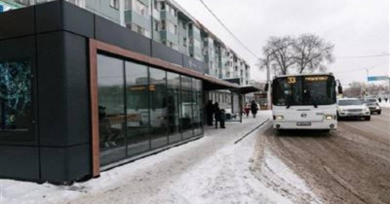 Елорда полициясы жылы аялдама есігін теуіп сындырған бұзақыны іздеуде