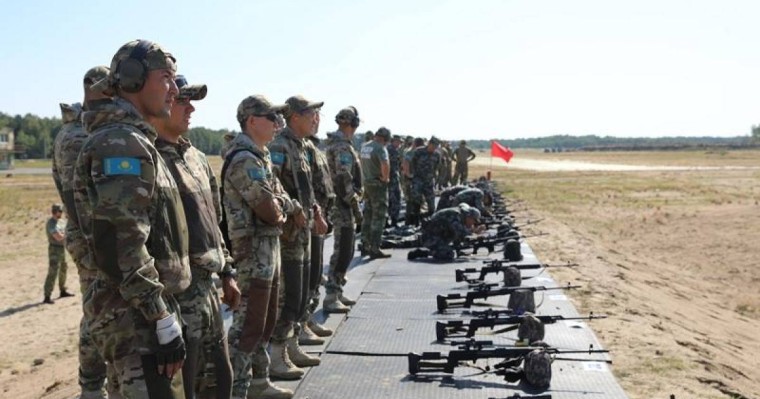 哈萨克斯坦官兵将参加在白俄举行的国际军事竞赛分赛项目