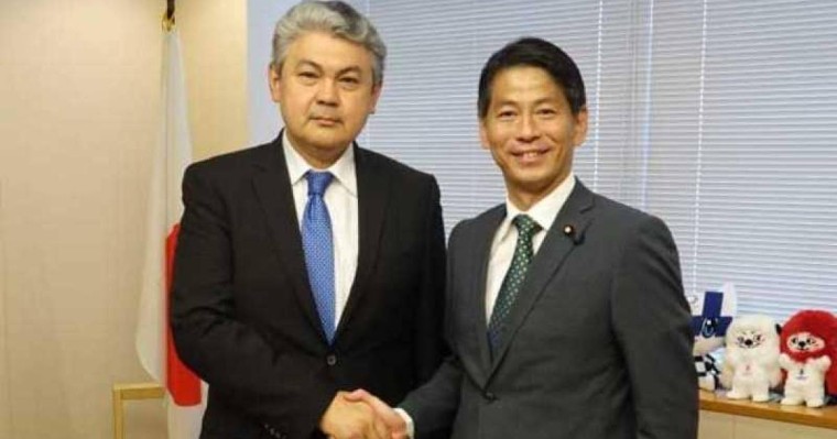 哈萨克斯坦和日本加强投资合作