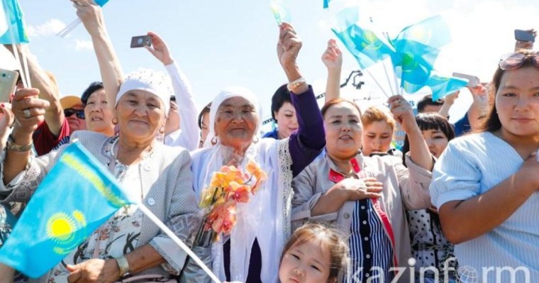 民调显示60%的哈萨克斯坦居民对自己生活满意