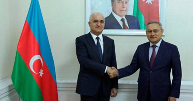 哈萨克斯坦和阿塞拜疆加强经济领域合作