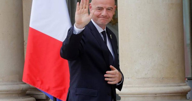 因凡蒂诺成功连任国际足联主席