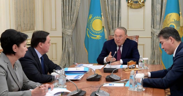 Көпбалалы отбасылар көмекті 1 сәуірден бастап алуы керек