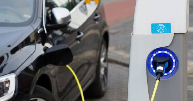 前七个月国内新登记电动车仅11辆