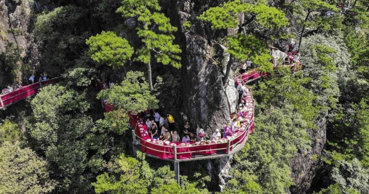 Қазақша Өлеңдер жинағы
		Қазақша өлең: Қадыр Мырза Әли (Студент)