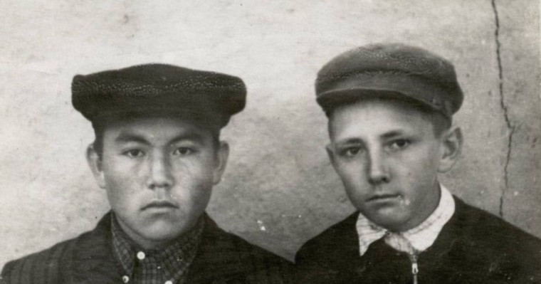 Жастық шағындағы суреттеріне қарап, президенттерді тани аласыз ба?