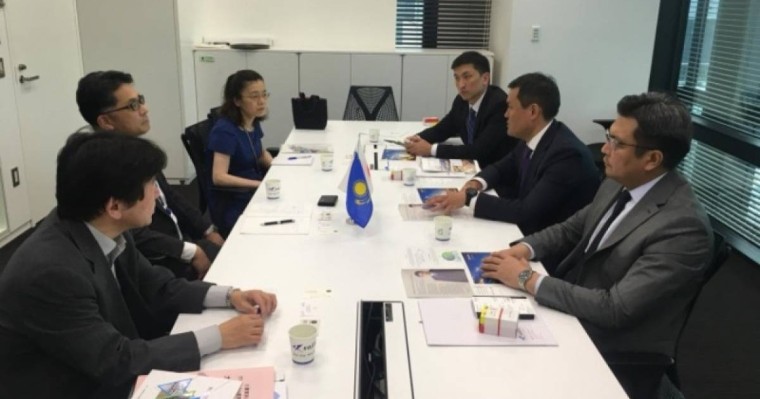哈萨克斯坦代表团出席日本亚洲未来国际会议
