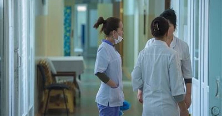 Алматыдағы жантүршігерлік жол апаты: аман қалған актрисаның жағдайы белгілі болды