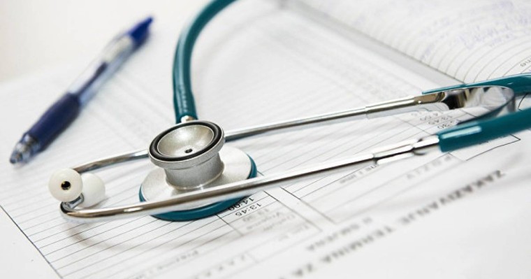 Ақтауда жазықсыз сотталған дәрігер: "Апаны жазғырмаймын, ісім судьямен болсын"